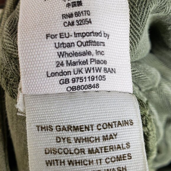 Free People Utility Boyfriend Cropped Pants Trousers in Moss Green size 25 - Picture 12 of 13